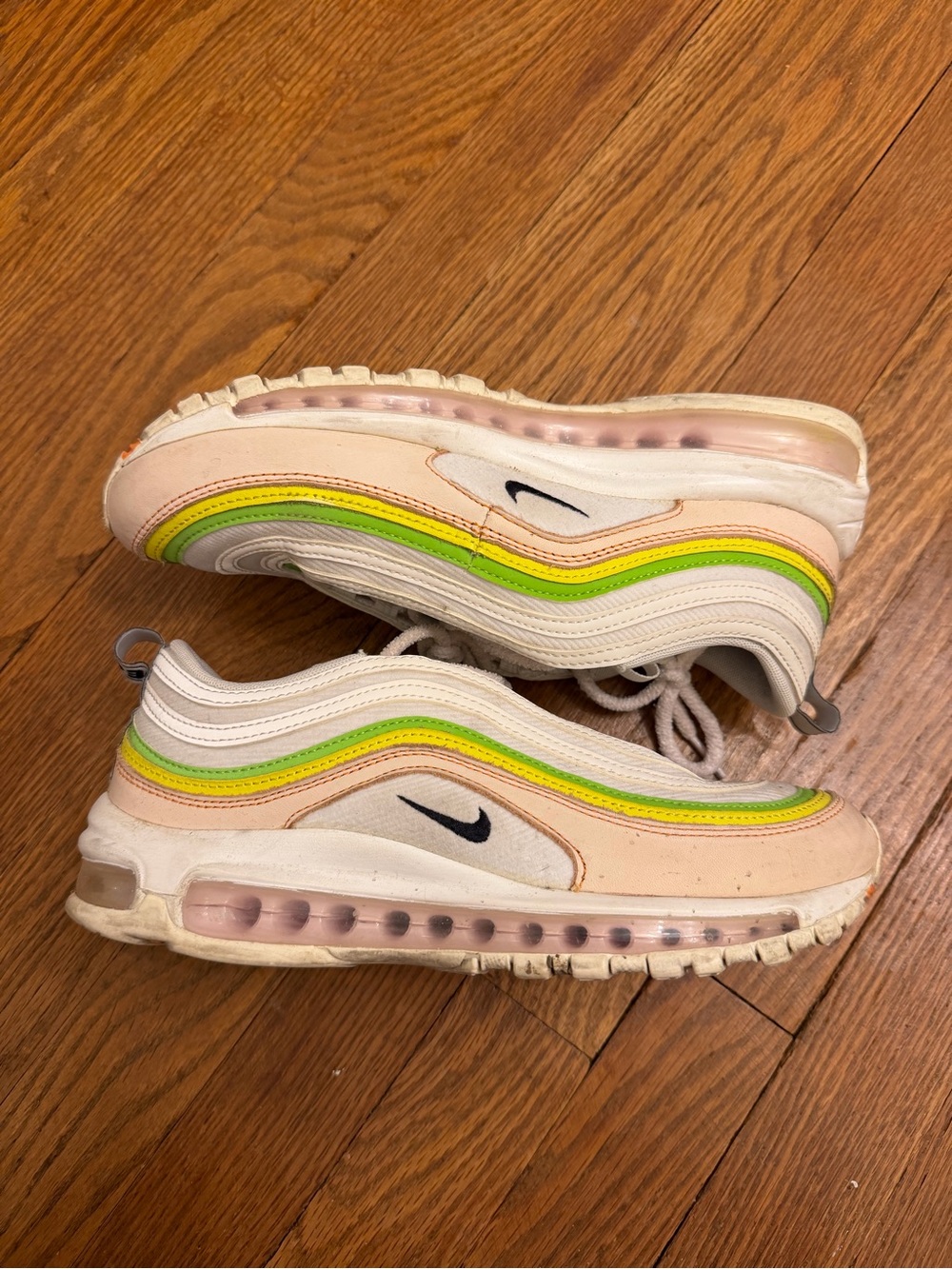 Nike' Air Max 97- Feel the Love